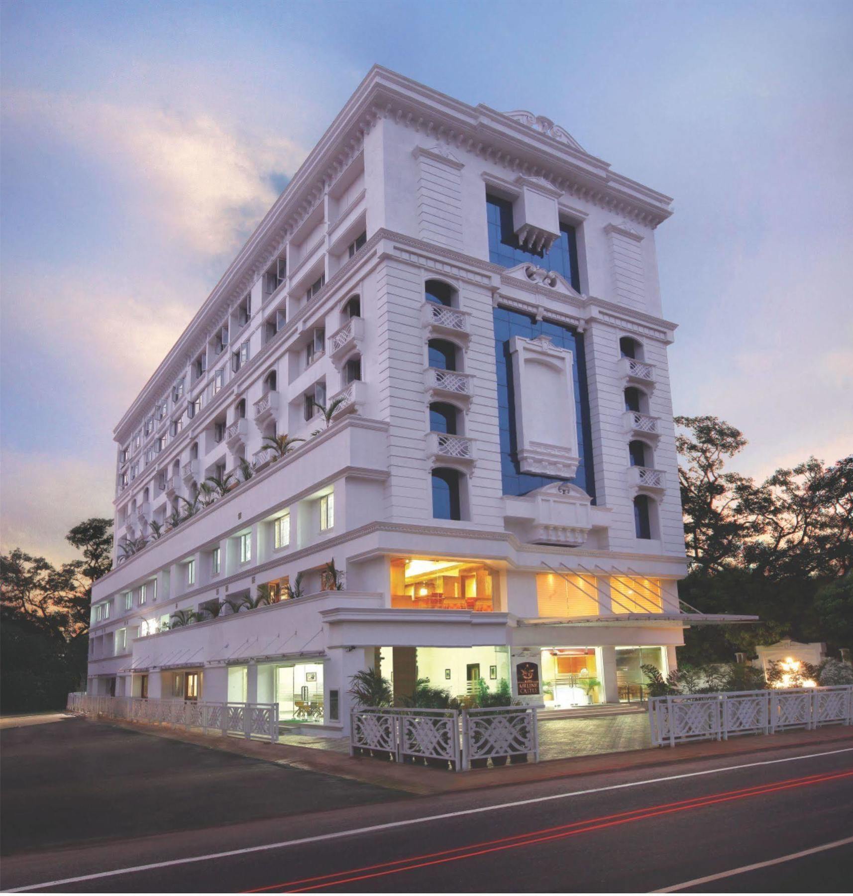 Hotel Airlink Castle Nedumbassery Exterior foto